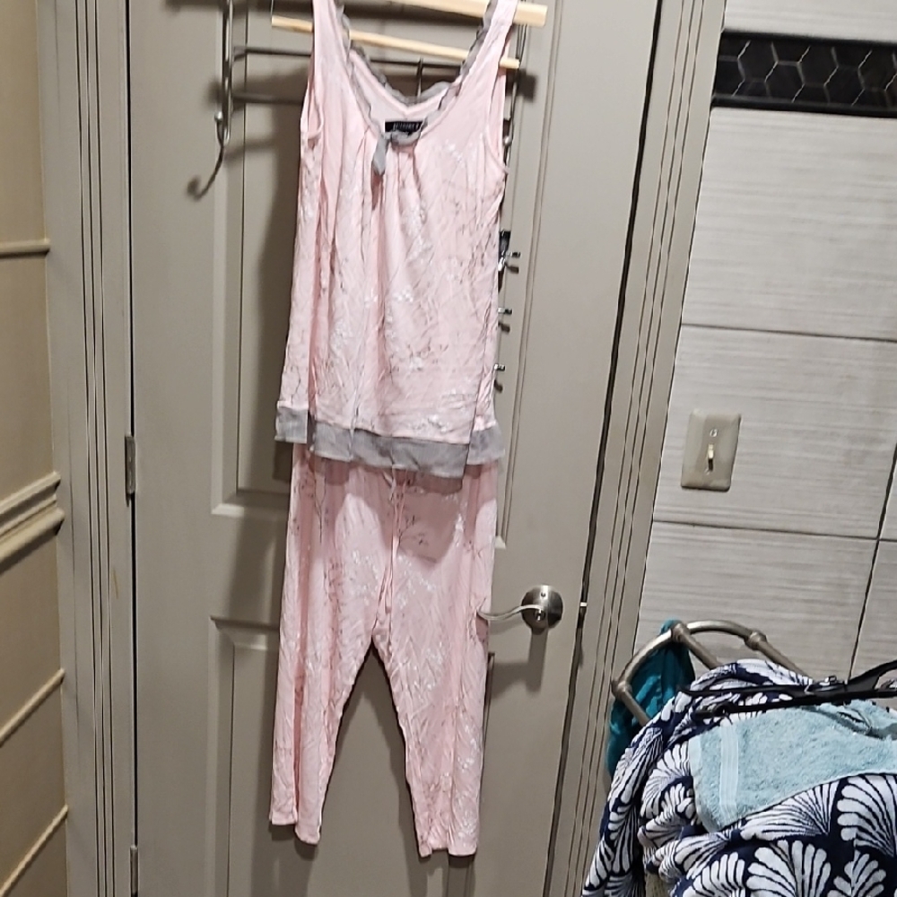Ellen Tracy Pink Pajama Set with Lace Trim